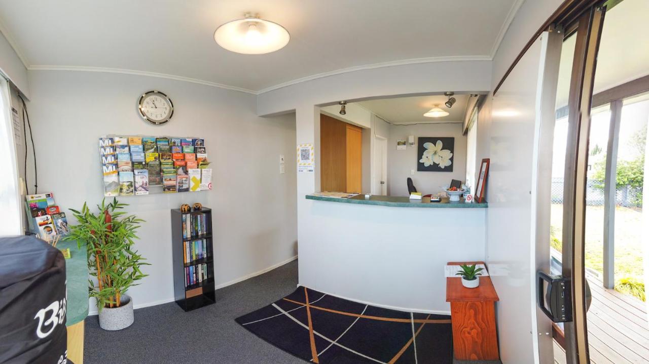 Fiesta Court Motel Whanganui Exterior foto