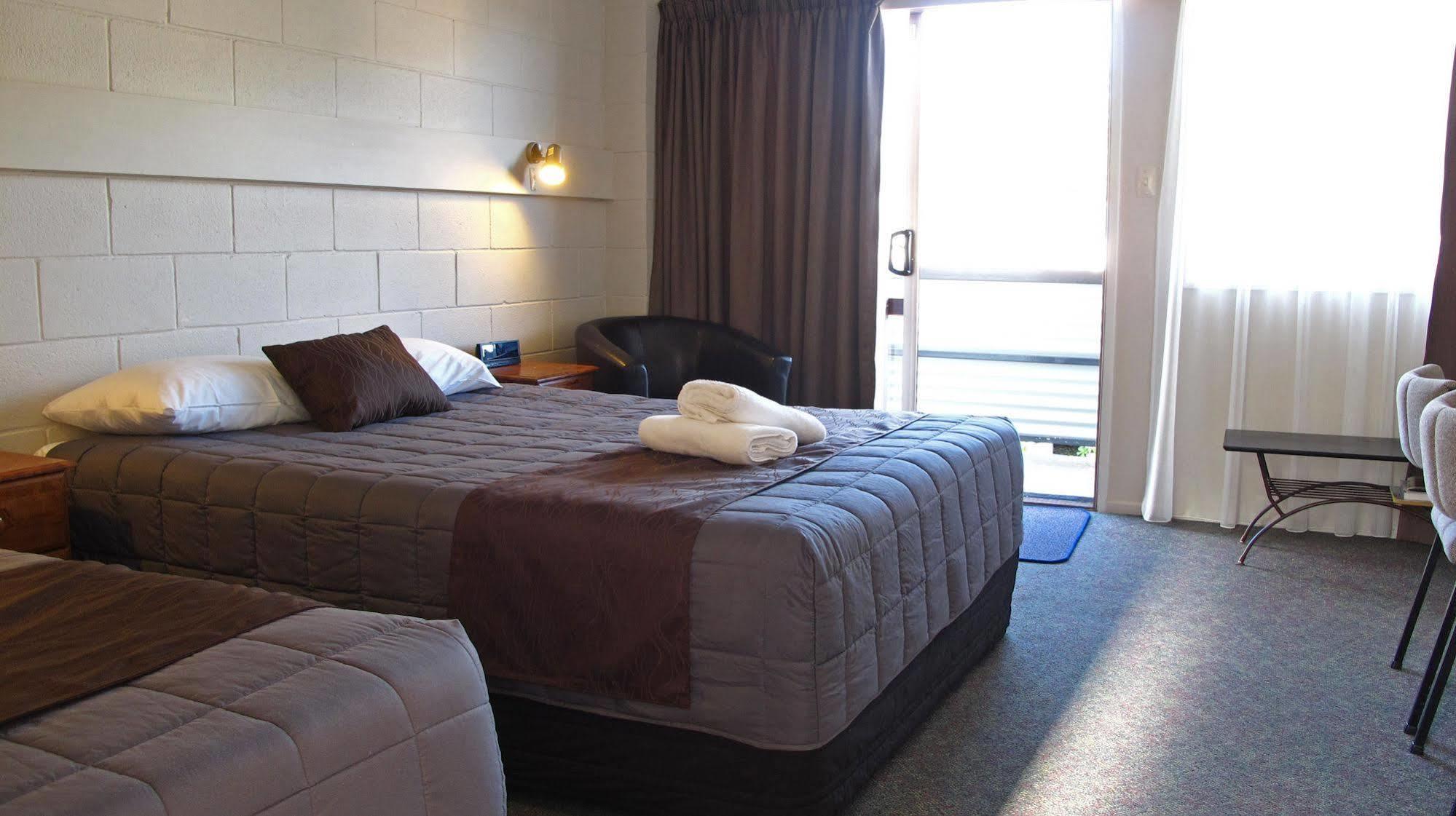 Fiesta Court Motel Whanganui Exterior foto